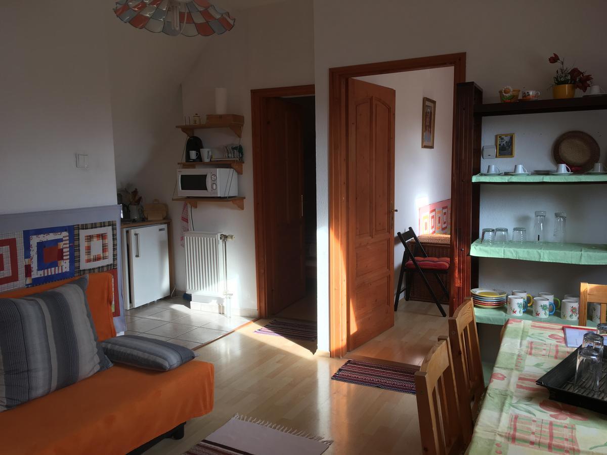 Bakonyi Apartmanhaz Eplény Eksteriør billede